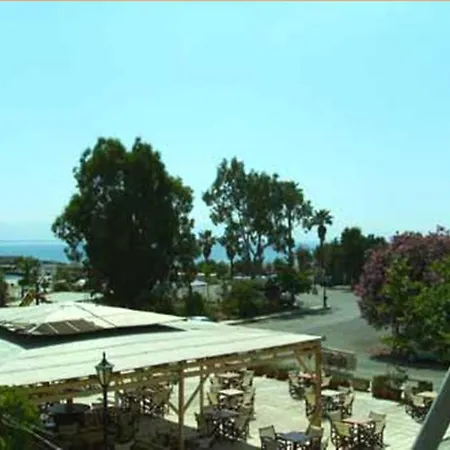 Angelika Πανσιόν 3*