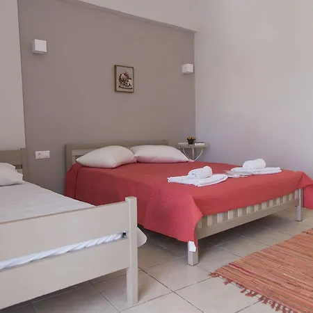 בית הארחה Angelika Agios Andreas (Messenia)