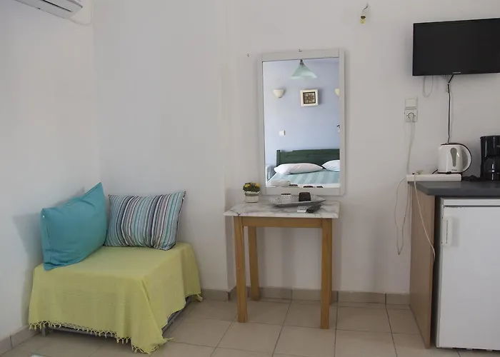 Angelika בית הארחה Agios Andreas (Messenia)